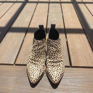 Dolce Vita short fur leather heeled Shoes; v. cute